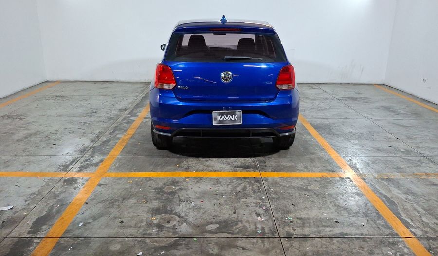 Volkswagen Polo 1.6 COMFORTLINE PLUS Hatchback 2021