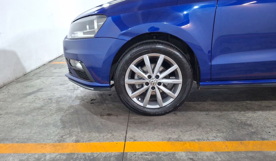 Volkswagen Polo 1.6 COMFORTLINE PLUS Hatchback 2021