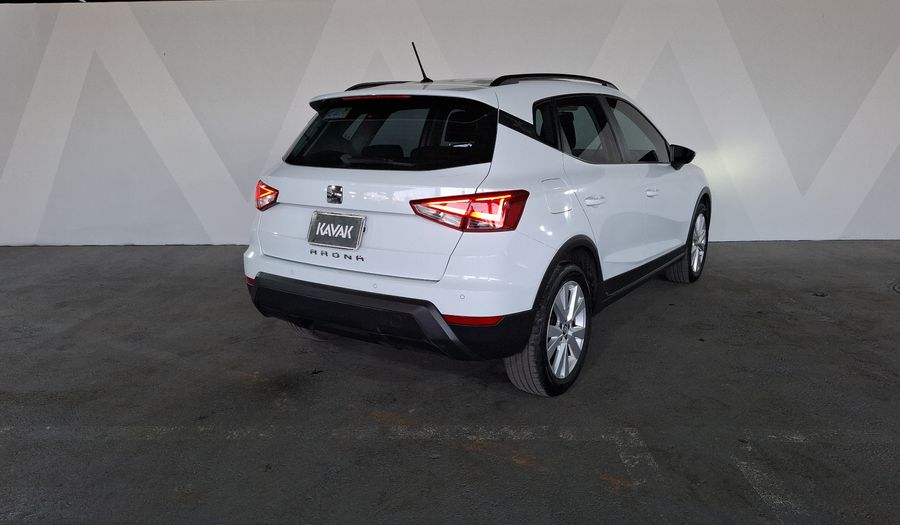 Seat Arona 1.6 STYLE AUTO Suv 2021