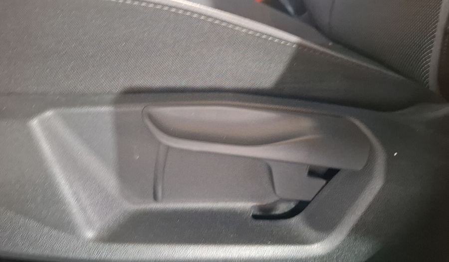 Seat Arona 1.6 STYLE AUTO Suv 2021