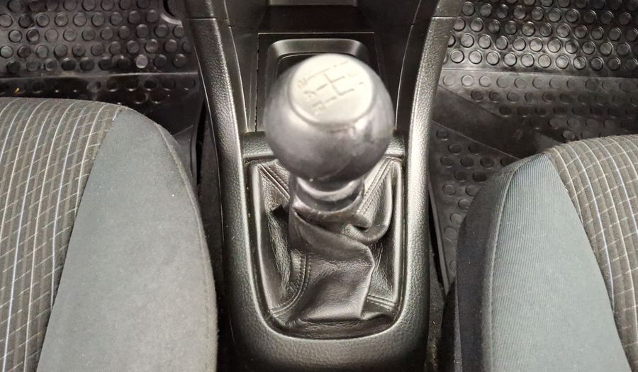 Suzuki Swift 1.4 GA MT Hatchback 2015