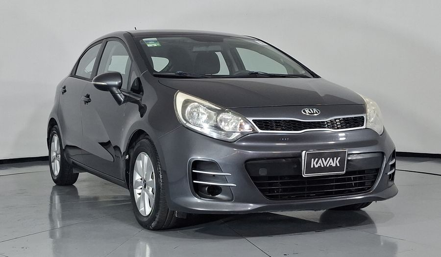Kia Rio 1.6 EX MT Hatchback 2017
