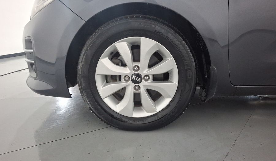 Kia Rio 1.6 EX MT Hatchback 2017