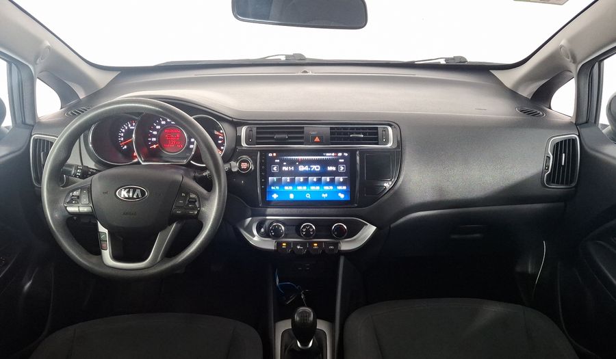 Kia Rio 1.6 EX MT Hatchback 2017