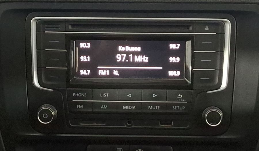 Volkswagen Jetta 2.5 TRENDLINE TIP. Sedan 2017
