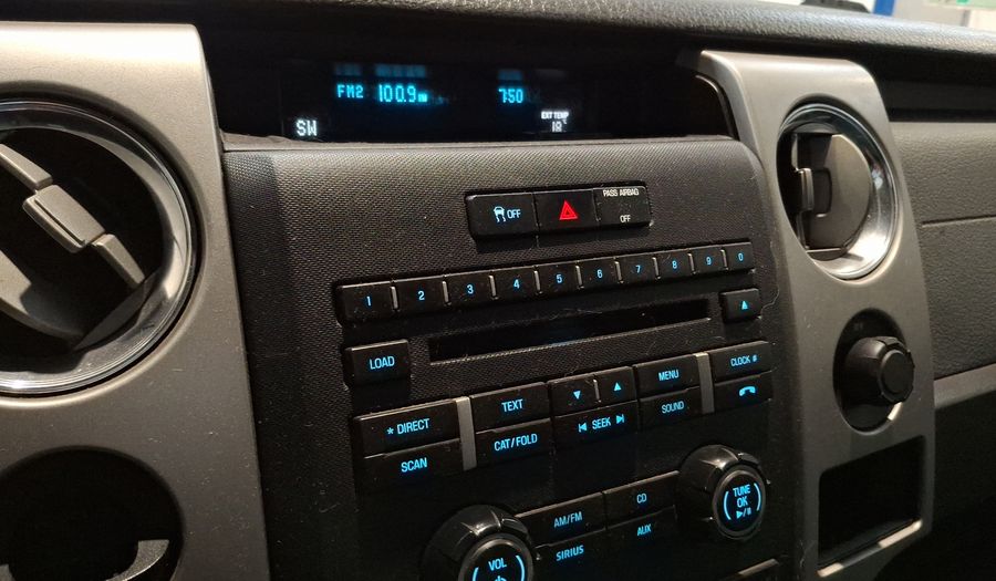 Ford F-150 3.7 XLT AUTO DOUBLE CAB Pickup 2014