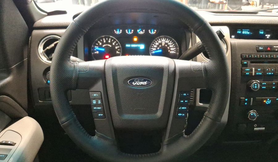 Ford F-150 3.7 XLT AUTO DOUBLE CAB Pickup 2014
