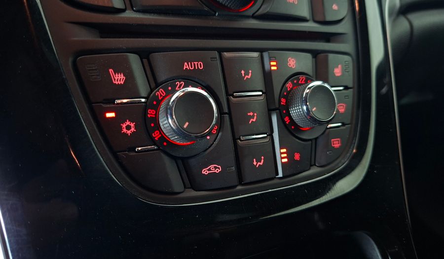 Opel Astra 2.0 TURBO OPC Hatchback 2015