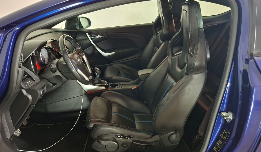 Opel Astra 2.0 TURBO OPC Hatchback 2015