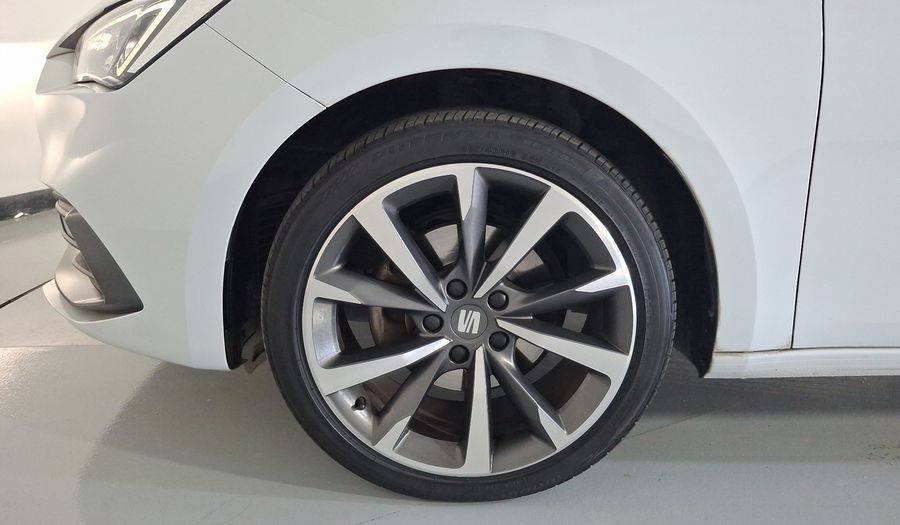 Seat Leon 1.4 FR AUTO Hatchback 2022