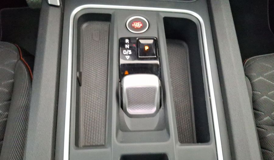 Seat Leon 1.4 FR AUTO Hatchback 2022