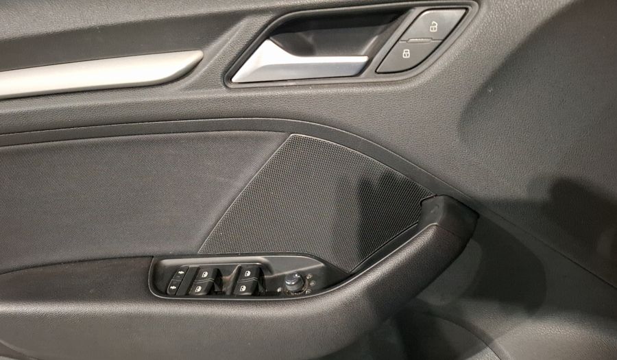 Audi A3 1.4 35 TFSI DYNAMIC DCT Sedan 2020