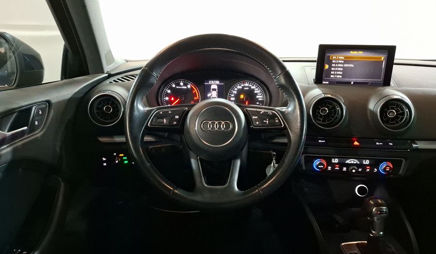 Audi A3 1.4 35 TFSI DYNAMIC DCT Sedan 2020