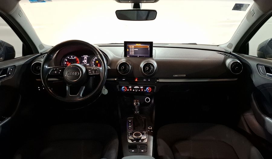 Audi A3 1.4 35 TFSI DYNAMIC DCT Sedan 2020