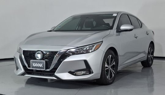 Nissan • Sentra
