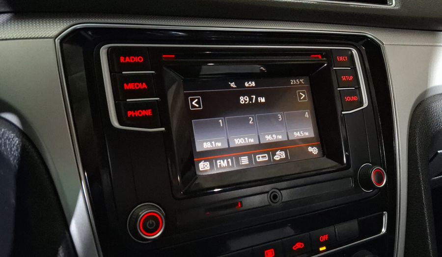 Volkswagen Passat 2.5 COMFORTLINE Sedan 2016
