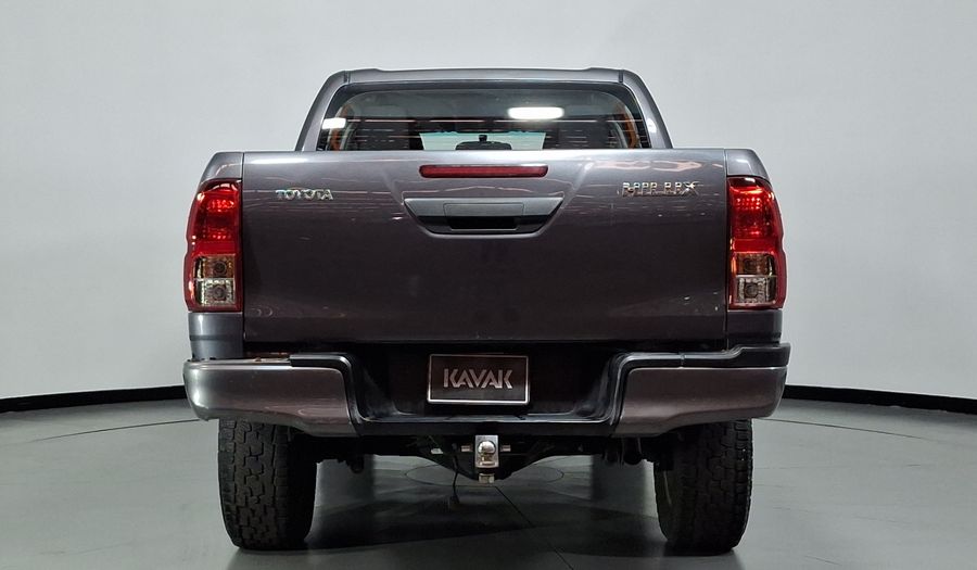 Toyota Hilux 2.7 DOBLE CABINA BASE (D-CAB BASE) Pickup 2016