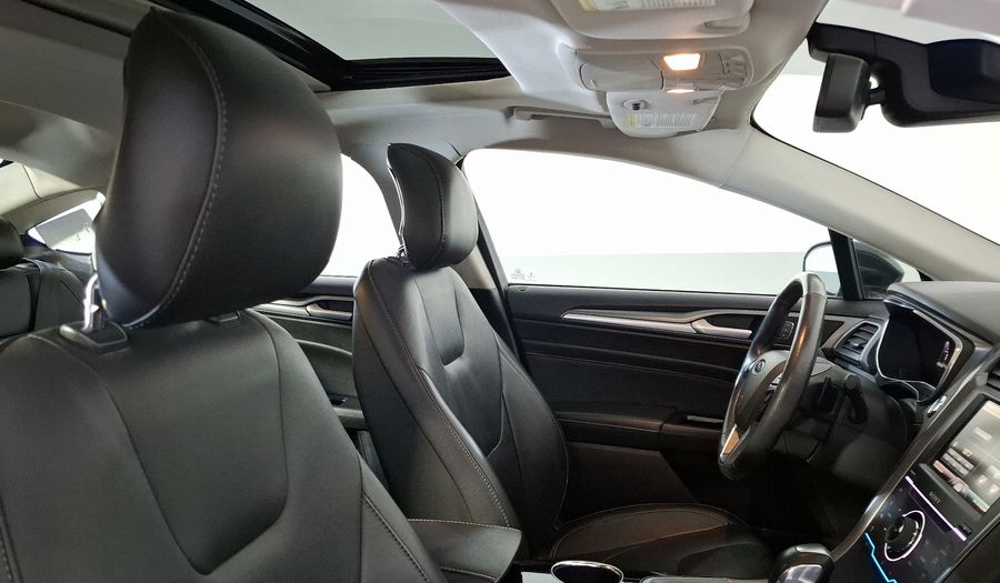 Ford Fusion 2.0 GTDI TITANIUM PLUS AT Sedan 2014