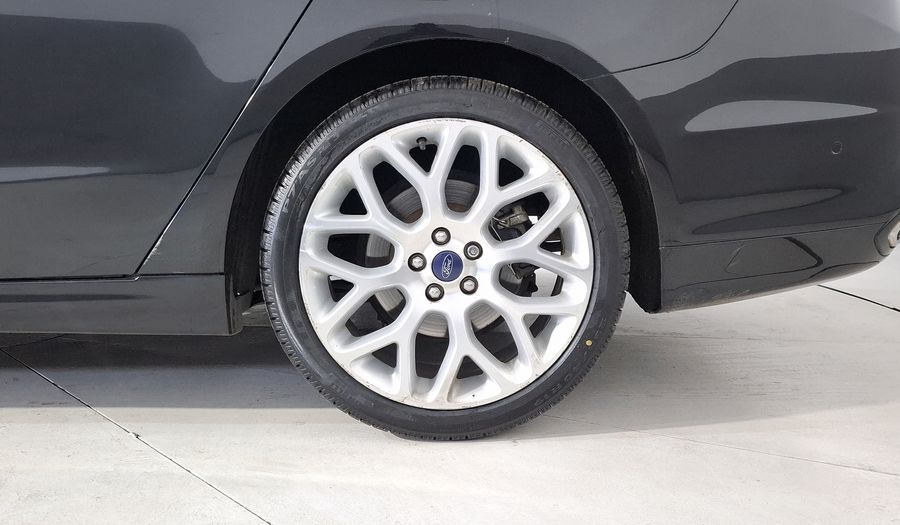 Ford Fusion 2.0 GTDI TITANIUM PLUS AT Sedan 2014