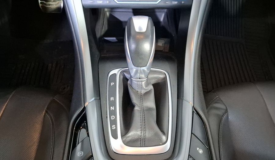 Ford Fusion 2.0 GTDI TITANIUM PLUS AT Sedan 2014