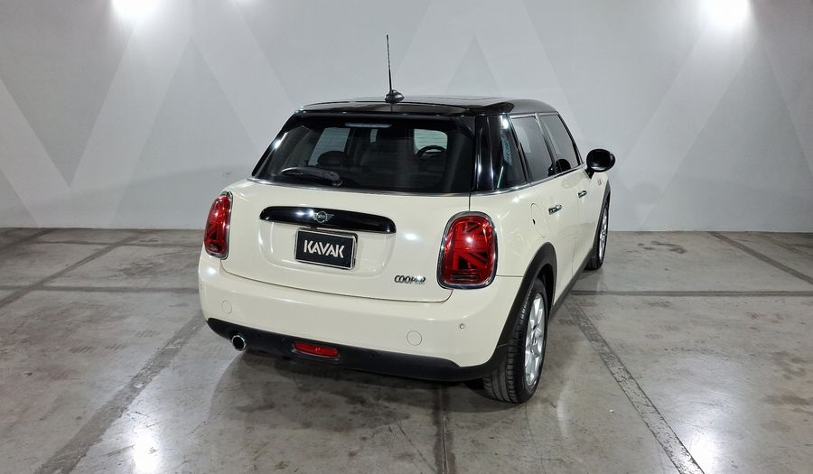 Mini Cooper 1.5 COOPER CHILI DCT Hatchback 2019