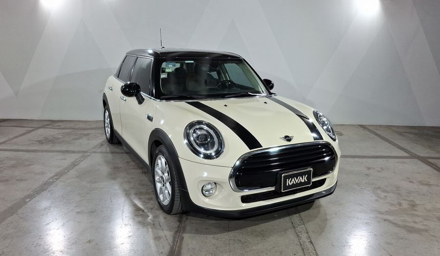 Mini Cooper 1.5 COOPER CHILI DCT Hatchback 2019