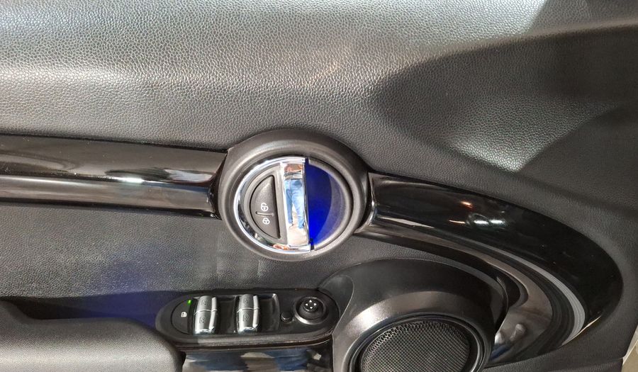 Mini Cooper 1.5 COOPER CHILI DCT Hatchback 2019