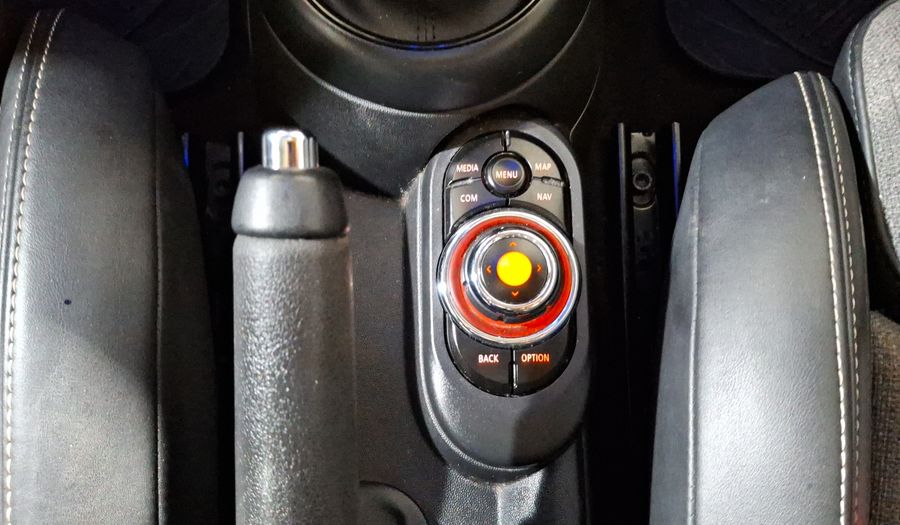 Mini Cooper 1.5 COOPER CHILI DCT Hatchback 2019