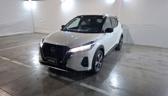 Nissan • Kicks Play