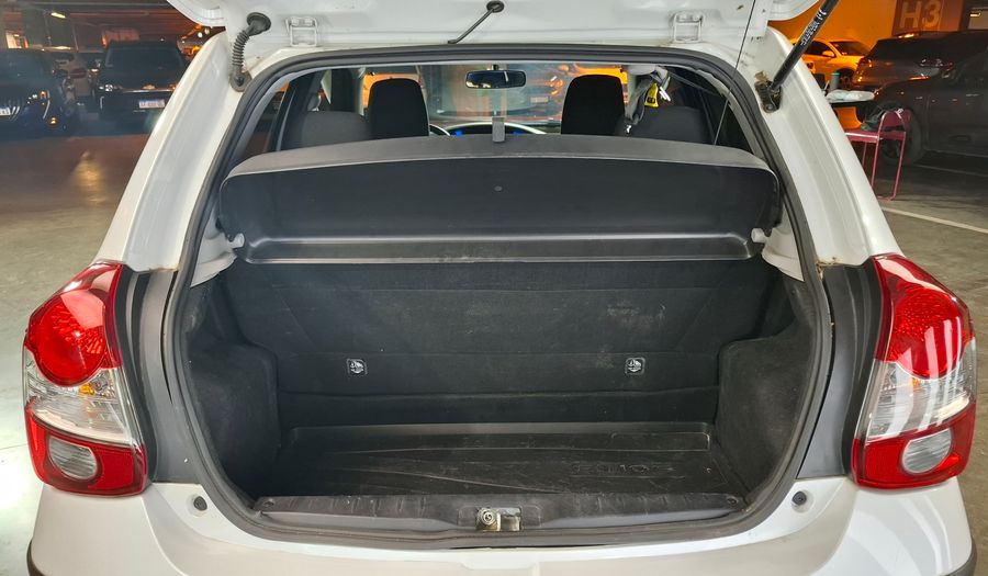 Toyota Etios 1.5 XLS PACK Hatchback 2023