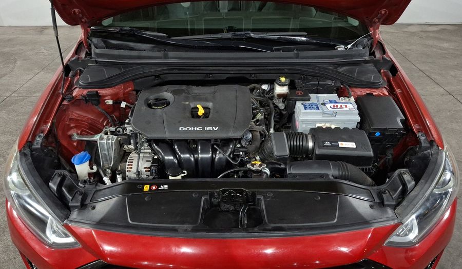 Hyundai Elantra 2.0 LIMITED TECH NAVI AT Sedan 2017