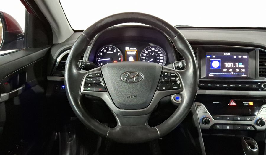 Hyundai Elantra 2.0 LIMITED TECH NAVI AT Sedan 2017