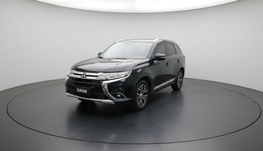 Mitsubishi • Outlander