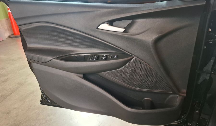 Chevrolet Onix + 1.0 TURBO LTZ Sedan 2024