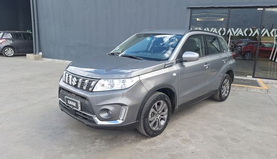 Suzuki • Vitara