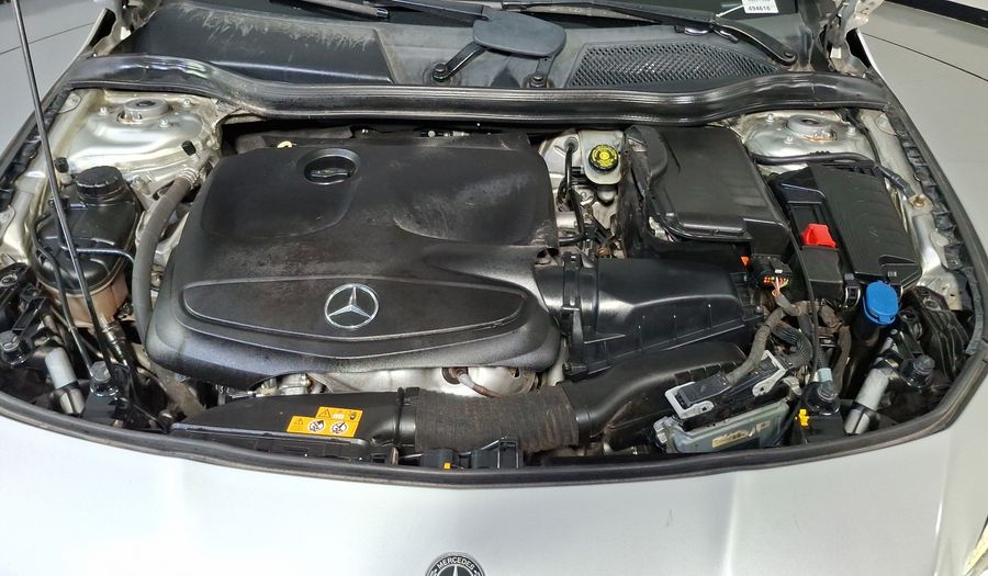 Mercedes Benz Clase Cla 1.6 CLA 200 SPORT DCT Coupe 2019