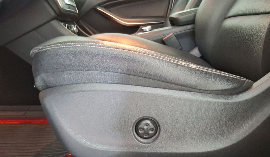 Mercedes Benz Clase Cla 1.6 CLA 200 SPORT DCT Coupe 2019