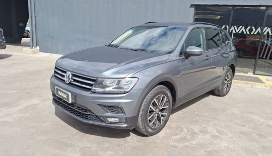 Volkswagen • Tiguan