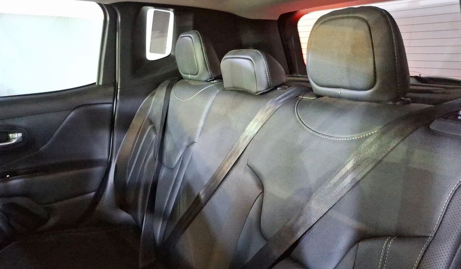 Jeep Renegade 1.3 LATITUDE AUTO Suv 2023
