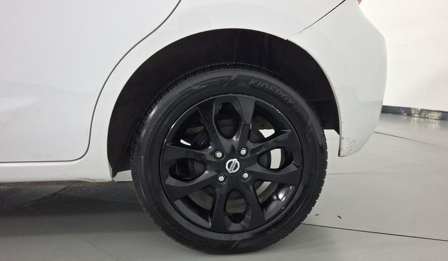 Nissan March 1.6 EXCLUSIVE BI-TONO AUTO Hatchback 2019