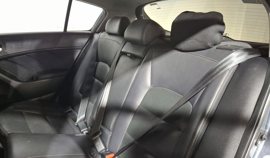 Kia Forte 2.0 SX MT Hatchback 2017