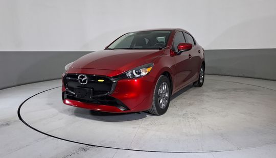 Mazda • Mazda 2