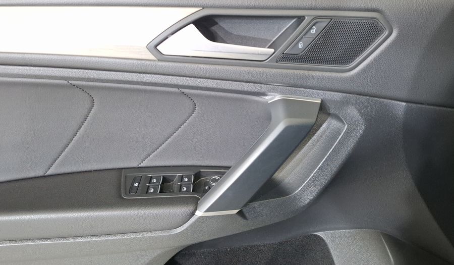Volkswagen Tiguan 1.4 COMFORTLINE PIEL DCT Suv 2019