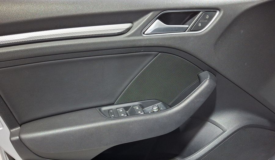 Audi A3 1.4 35 SELECT DCT Sedan 2019