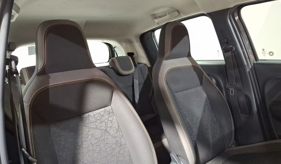 Fiat Mobi 1.0 TREKKING Hatchback 2021