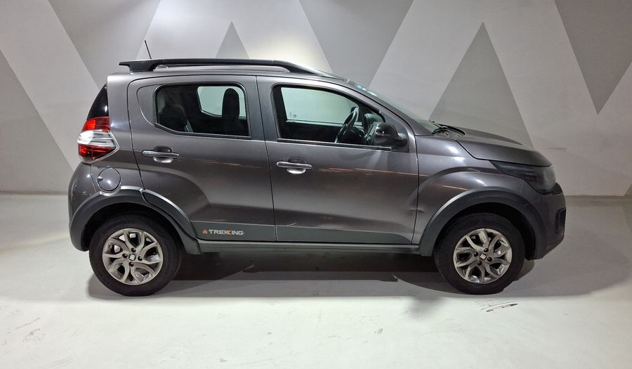 Fiat Mobi 1.0 TREKKING Hatchback 2021