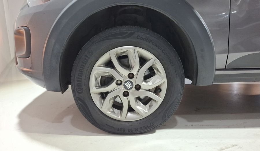 Fiat Mobi 1.0 TREKKING Hatchback 2021