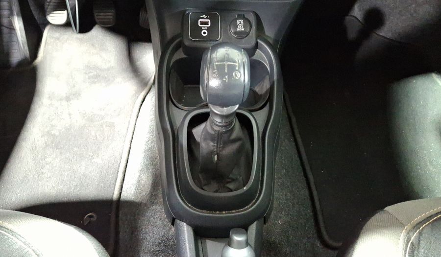 Fiat Mobi 1.0 TREKKING Hatchback 2021