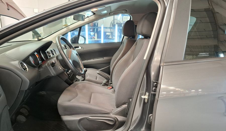 Peugeot 308 1.6 ACTIVE Hatchback 2016