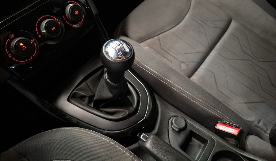 Peugeot 308 1.6 ACTIVE Hatchback 2016